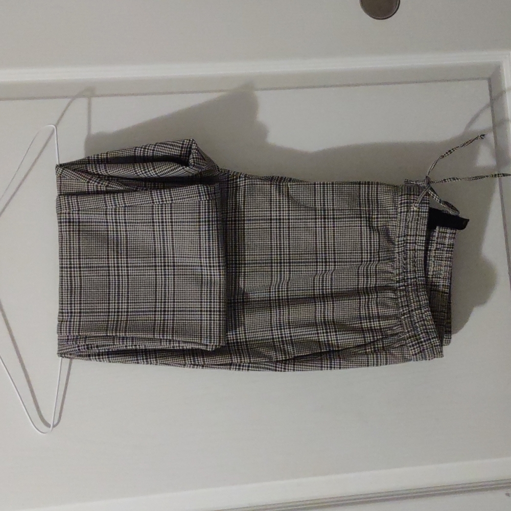 H&M, Slim Fit Soft Trousers, Large